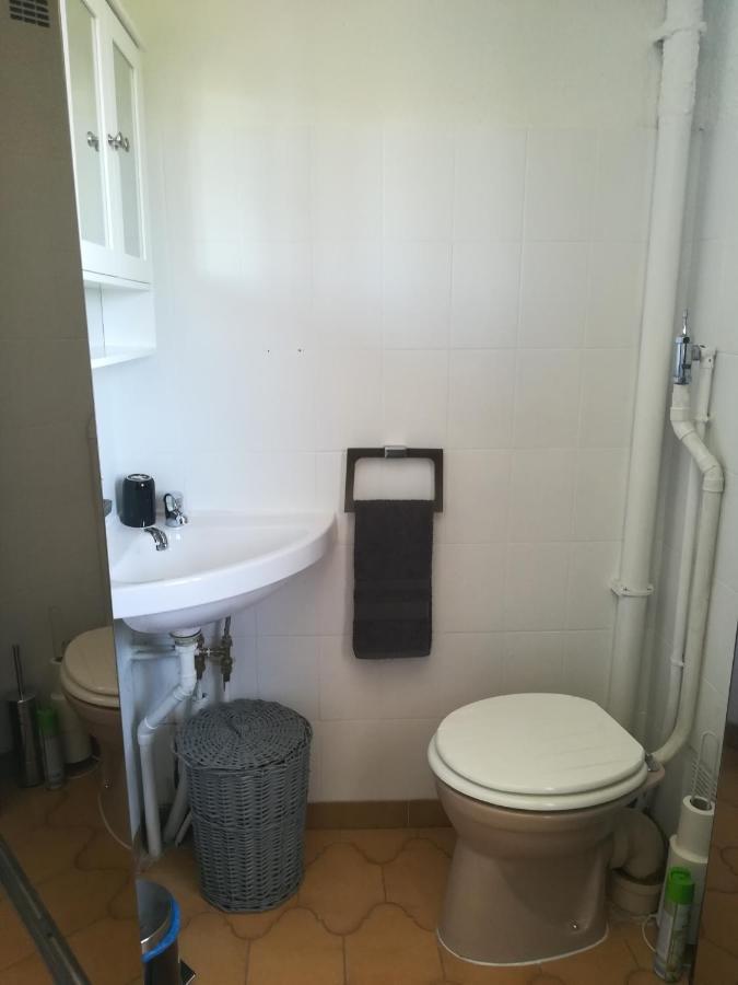 Cath'S Place Тулон Екстериор снимка